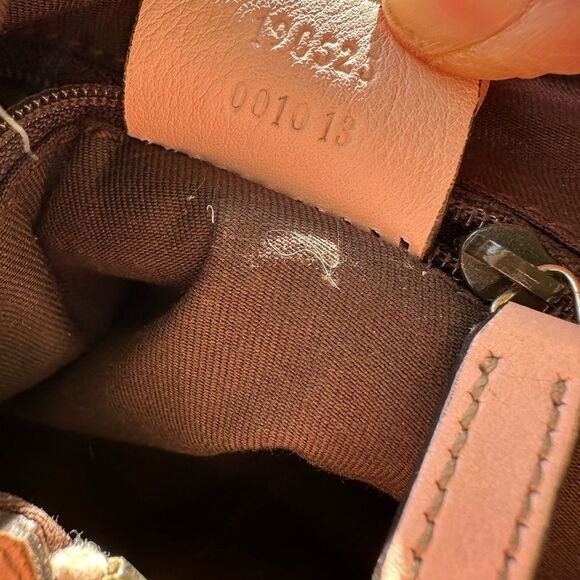 Gucci Pink and Tan Shoulder Bag with Gold Hardware - Picture 13 of 16